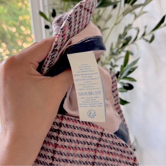 Boden British Tweed by Moon Women's Pink and Black Plaid Wool Blazer, 4P - Picture 7 of 7